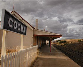 Cooma Monaro Railway - Hotel VIC 0