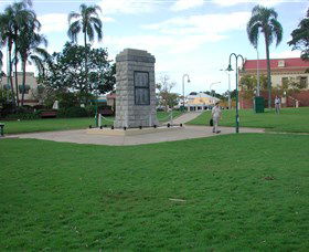 Sandgate War Memorial Park - Hotel VIC 2