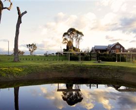 All Saints Garden - Hotel VIC 2