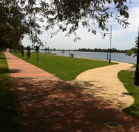 The Manning River - Hotel VIC