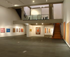 Glasshouse Regional Gallery - Hotel VIC 0