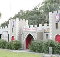 Macadamia Castle - Hotel VIC