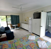 Tropical Palms Inn - Hotel VIC