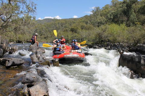 Rafting Australia - Hotel VIC 2