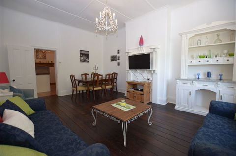The Provincial - Hotel VIC 2