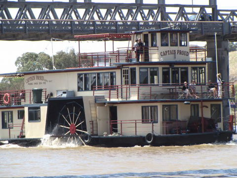 Captain Proud Paddleboat Cruises - Hotel VIC 2