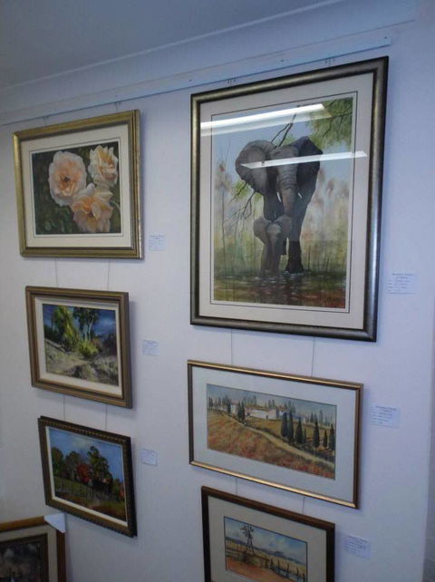 Masterpiece Framing & Gallery - Hotel VIC 0
