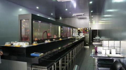 Aquariums In Cairns - Hotel VIC 1