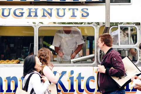 Queen Victoria Market Ultimate Foodie Tour - Hotel VIC 14