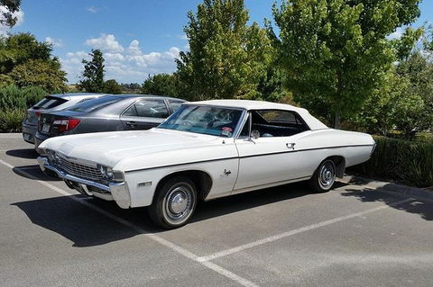 CHEVY CONVERTIBLE Package For 4 -Wine Lunch Cheese & Chocolate From Yarra Valley - Hotel VIC 8