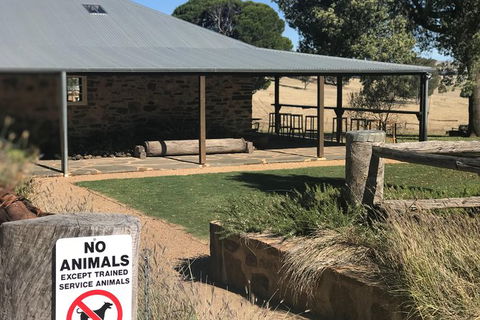 Barossa Valley Via Hahndorf ( Historical German Village ) Inc Maggie Beers Farm - Hotel VIC 33