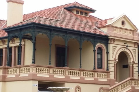 Adelaide Walking Tour: Hills, Squares And Parklands - Hotel VIC 7