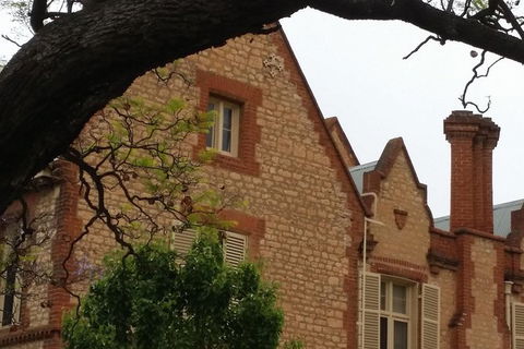 Adelaide Walking Tour: Hills, Squares And Parklands - Hotel VIC 2