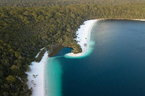 Pack-free Camping: Lake McKenzie Central Hike - 2 Days - Hotel VIC 0
