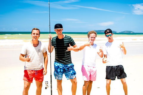 Rainbow Beach Fishing Tours - Hotel VIC 1