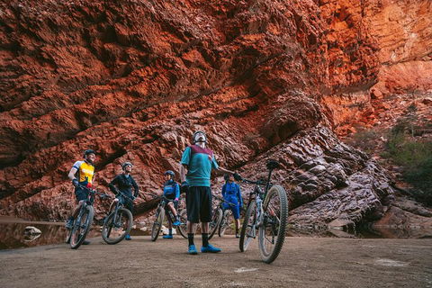 Alice Springs Outback Cycling Tours - Hotel VIC 1