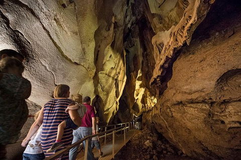 Cutta Cutta Caves Nature Park Guided Tours - Hotel VIC 0