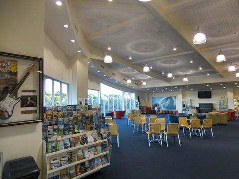 Dunn Lewis Centre - Hotel VIC 1