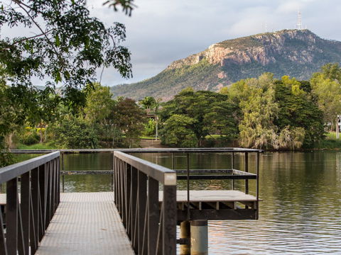 Lake Ross - Hotel VIC 0