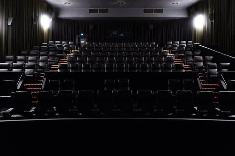 Reading Cinemas Maitland - Hotel VIC 1