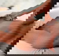 Big Thumb Massage - Hotel VIC
