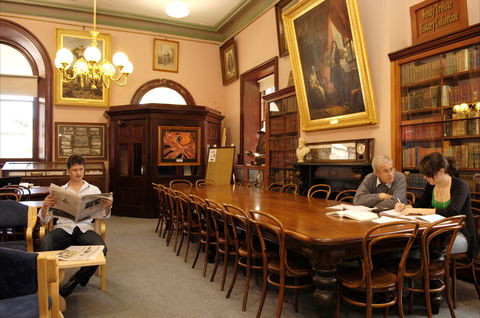 Gawler Historic Main Street Walking Tour - Hotel VIC 1