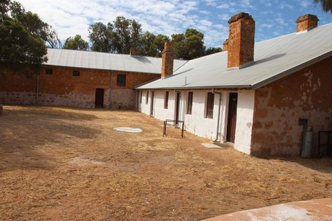 Central Greenough - Hotel VIC 1