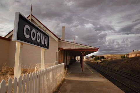 Cooma Monaro Railway - Hotel VIC 0