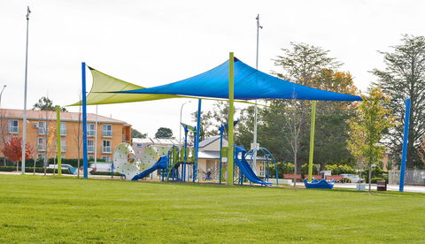 Queen Elizabeth Ll Park Queanbeyan - Hotel VIC 1