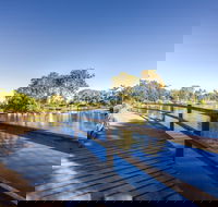 Centenary Lakes Park - Hotel VIC