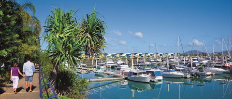 Keppel Bay Fishing Adventure - Hotel VIC 0