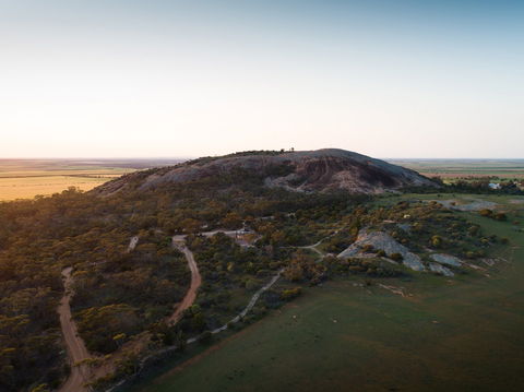 Mount Wudinna - Hotel VIC 0