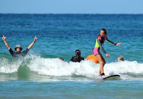 Solitary Islands Surf School - Woolgoolga And Sawtell - Hotel VIC 0