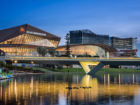 Adelaide Convention Centre - Hotel VIC 0