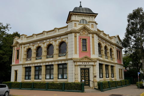 Bank Art Museum Moree: BAMM - Hotel VIC 0
