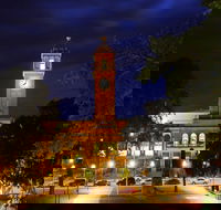 Newcastle City Hall - Hotel VIC