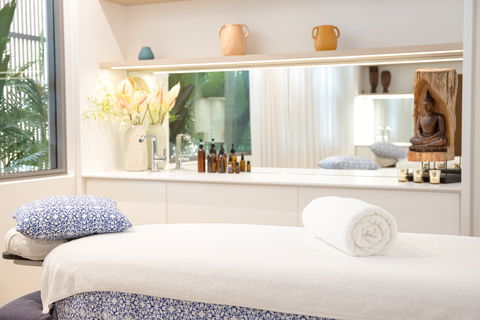 Sensaura Day Spa - Hotel VIC 2