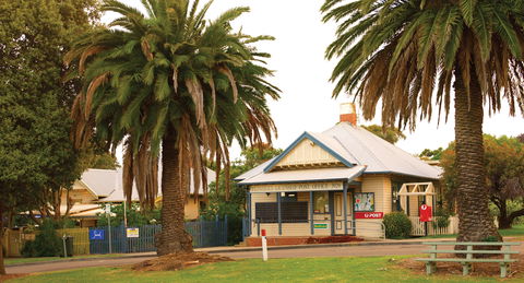 The Flinders Hinterland Scenic Drive - Hotel VIC 0