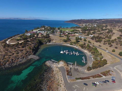 Christmas Cove - Hotel VIC 0