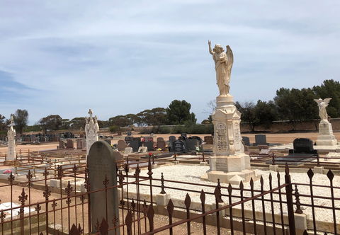 Kadina Cemetery - Hotel VIC 1