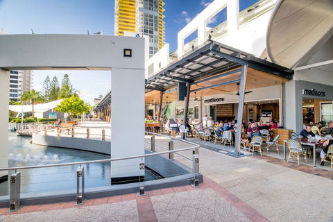 The Oasis - Hotel VIC 2