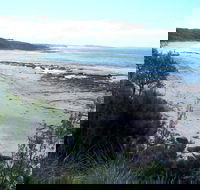 Monument Beach Picnic Area - Hotel VIC