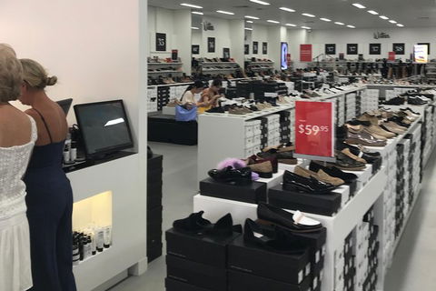 Australian Designer Outlet Shopping Tour- Sydney - Hotel VIC 2
