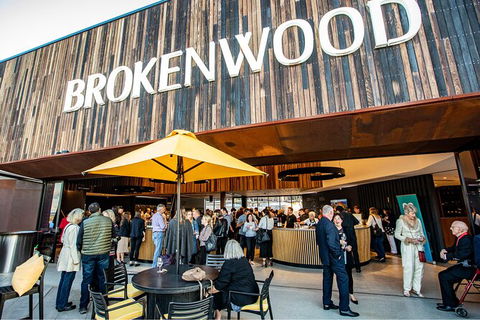 The Brokenwood Match - Hotel VIC 5
