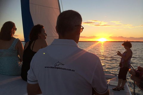 Hervey Bay Champagne Sunset Sail - Hotel VIC 2