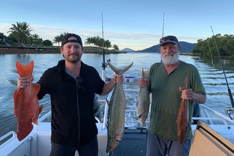 Great Barrier Reef Fishing Charter - Hotel VIC 4