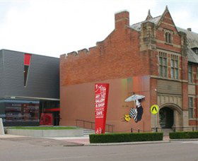 Maitland Regional Art Gallery - Hotel VIC 0