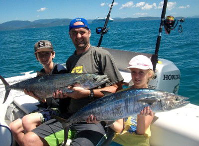 Gone Fishing By Coral Sea Fishing Charters Airlie Beach - Hotel VIC 3