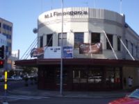 MJ Finnegans Irish Pub - Hotel VIC 2