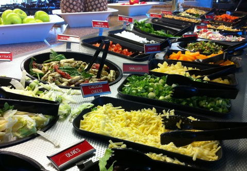 Sizzler - Hotel VIC 0